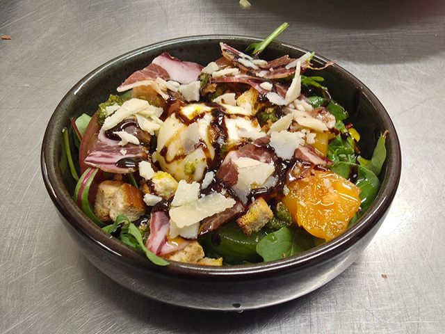 Le Charleston Mini salade italienne
