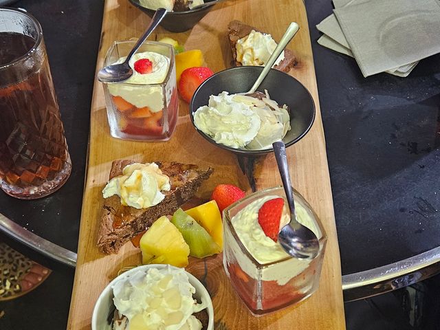 Le Charleston Planche dessert pour 4