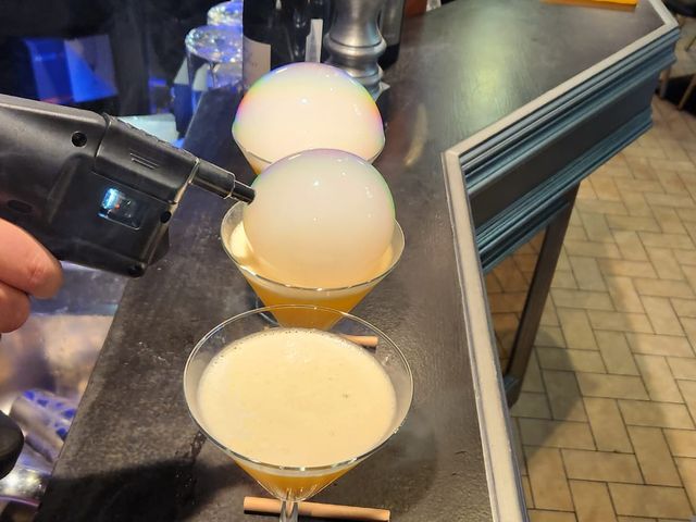 Le Charleston Potrnstar martini